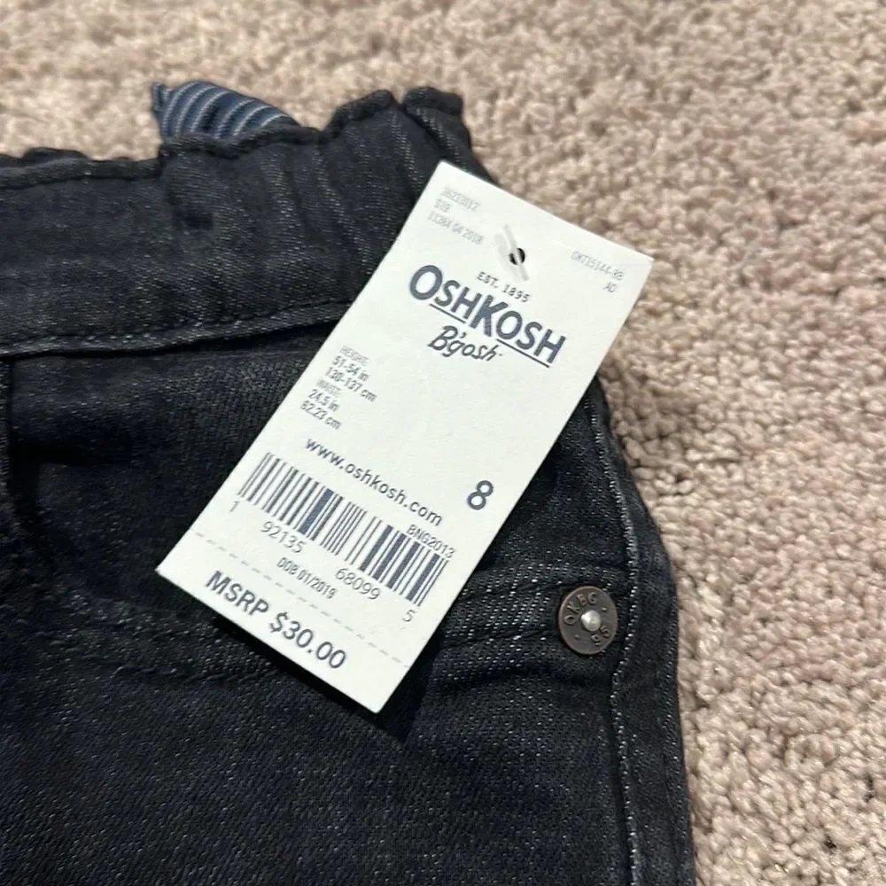 Osh Kosh denim shorts! Raw hem! Snap button with zipper size 8 stretch